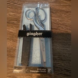 Sewing accessories 2 post all go together, 28 items total. PLEASE READ BOTH POST